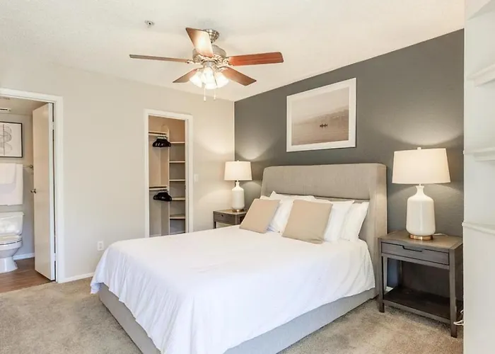 Landing - Modern With Amazing Amenities Scottsdale