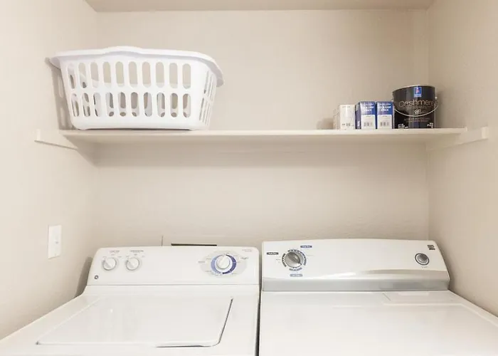 Landing - Modern With Amazing Amenities Apartment *